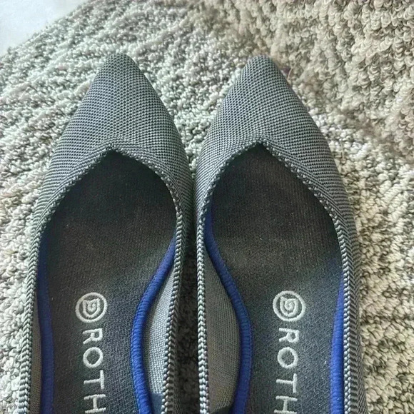 Rothy’s The Point shoe. Women’s size 8.5. Cloud Grey Birdeye. - Picture 7 of 9